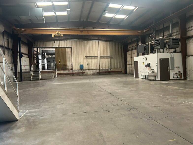 More Photos Of 5151 E 56th Ave, Commerce City Manufacturing For Sale