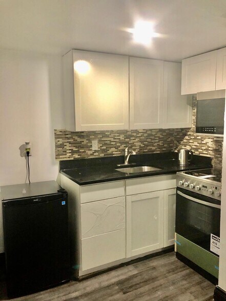 More Photos Of 85 Wilson St, Hamilton Apartments For Sale