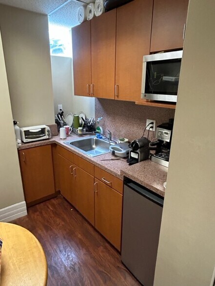 More Photos Of 4300 Biscayne Blvd, Miami Office Residential For Sale