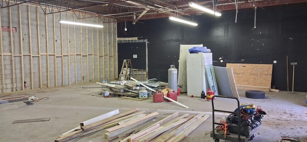 More Photos Of 50 Meadowbrook Rd, Brockton Auto Repair For Sale
