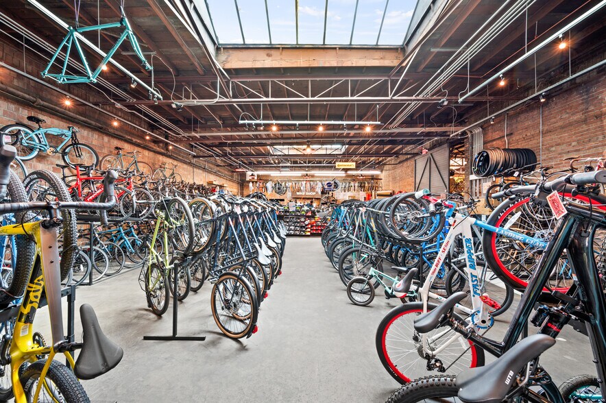 More Photos Of 150 E 800 S, Salt Lake City Storefront Retail Office For Sale