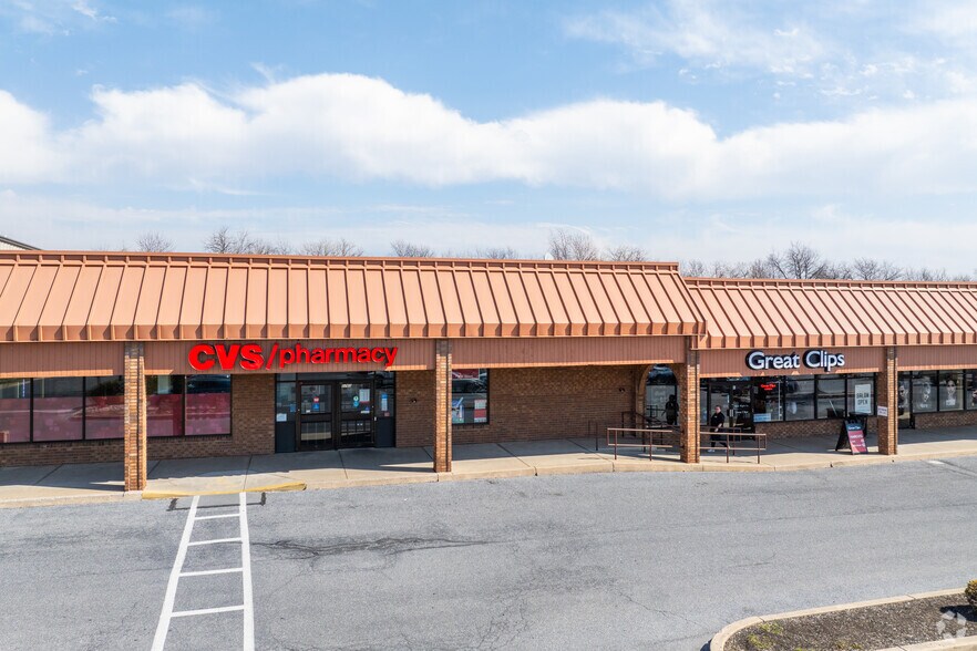 More Photos Of 1740-1860 Quentin Rd, Lebanon Unknown For Lease