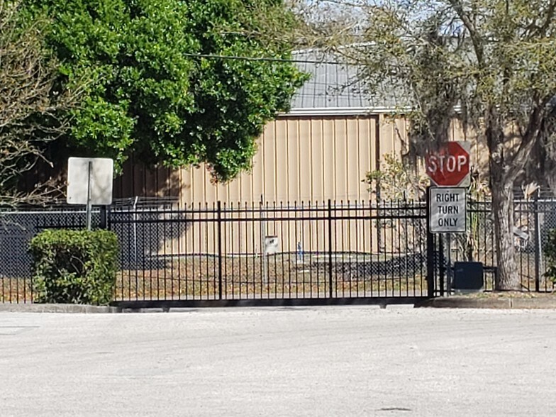 More Photos Of 4017 W Dr Martin Luther King Jr Blvd, Tampa Office For Sale