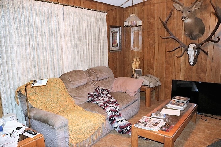 More Photos Of 127 Clayton Rd, Raton Bar For Sale