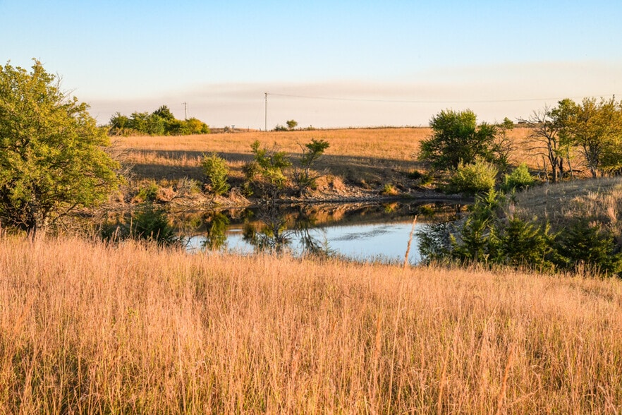 More Photos Of 0000 00000 Hi-View Dr, Manhattan Land For Sale