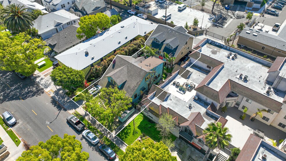 More Photos Of 1236-1238 W 30th St, Los Angeles Apartments For Sale