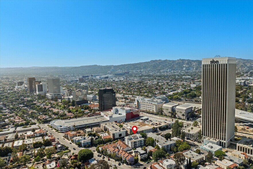 More Photos Of 738 S Ogden Dr, Los Angeles Apartments For Sale