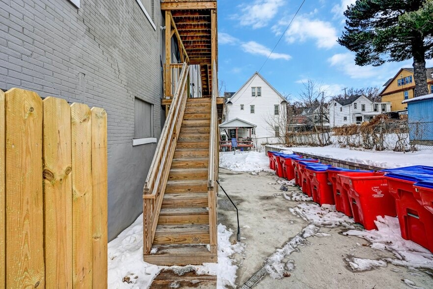 More Photos Of 1513-1515 Vine St, Scranton Apartments For Sale