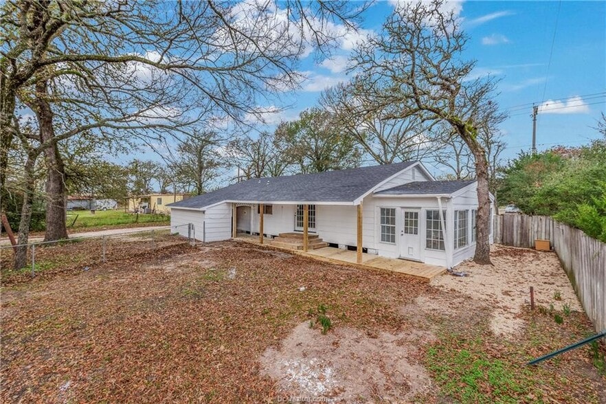 More Photos Of 3755 W Villa Maria Rd, Bryan Flex For Sale
