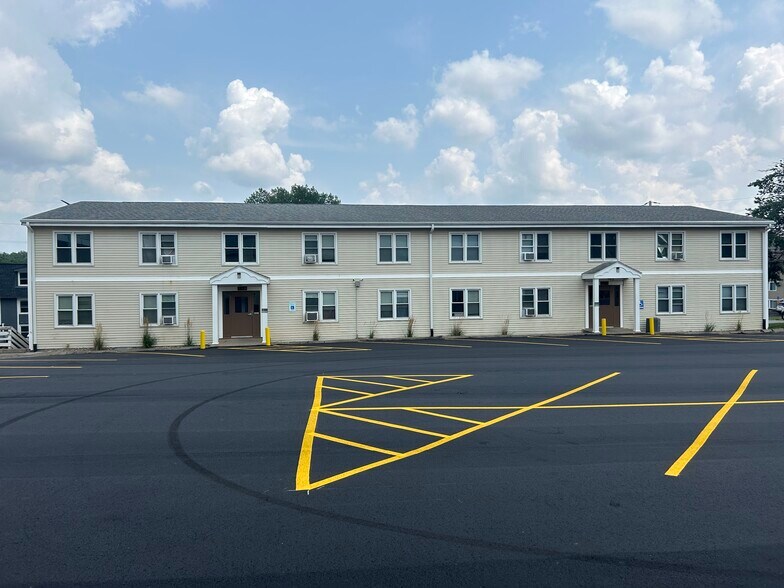 Primary Photo Of 2519 Clarkson Ave, Des Moines Apartments For Sale