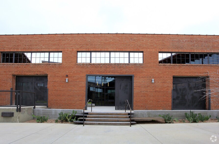 More Photos Of 203 E Jones Ave, San Antonio Office For Lease