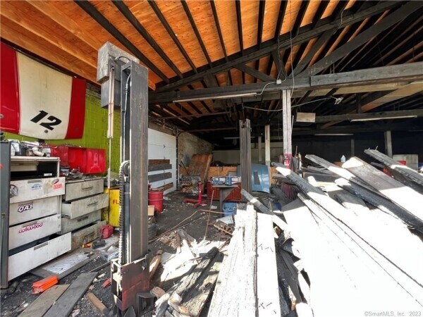 More Photos Of 639 Windsor St, Hartford Auto Repair For Sale