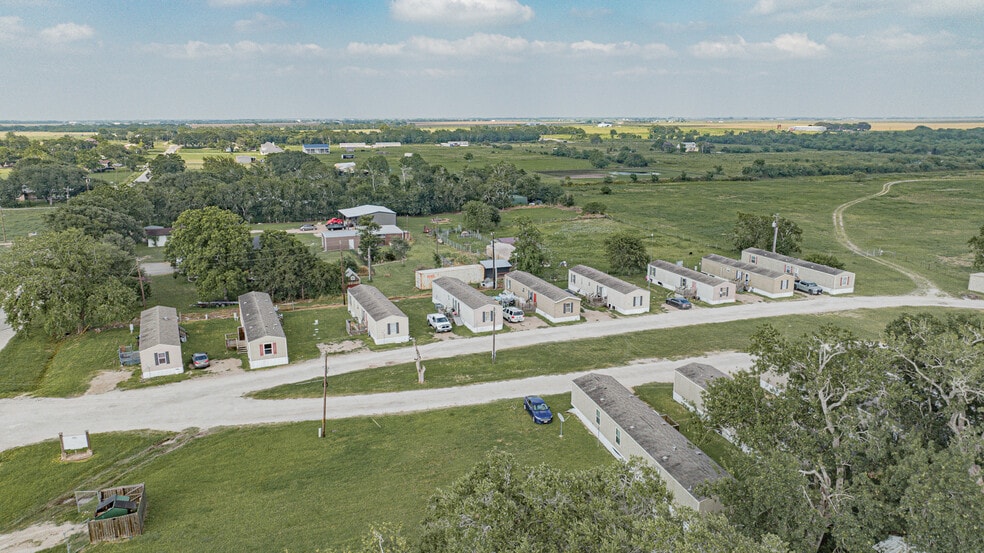 More Photos Of 775 Guadalupe Rd, Victoria Manufactured Housing Mobile Home Park For Sale