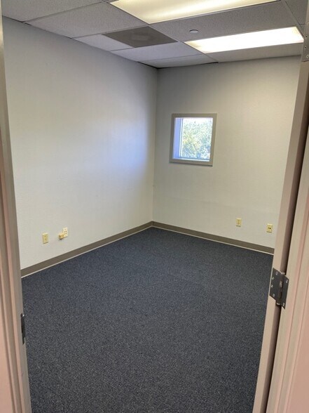 More Photos Of 4230 Kiernan Ave, Modesto Research And Development For Lease