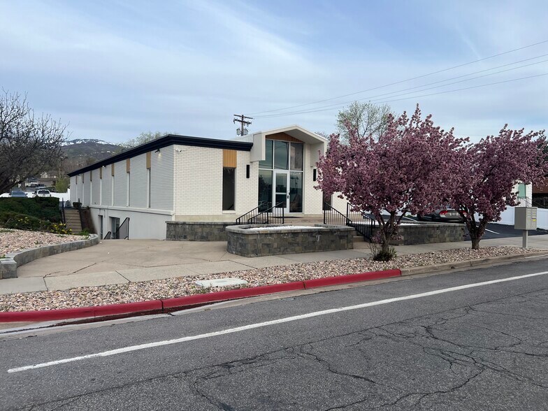Primary Photo Of 940 N 400 E, North Salt Lake Office For Sale