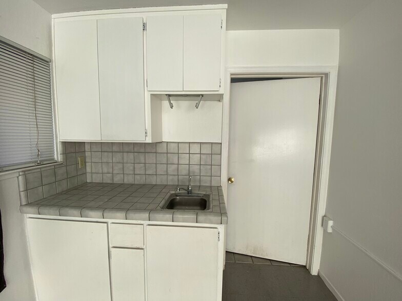 More Photos Of 2851 Research Park Dr, Soquel Service For Lease