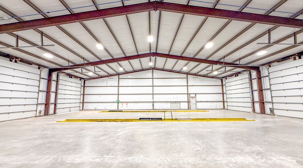 More Photos Of 1030 County 133 rd, Kermit Warehouse For Sale