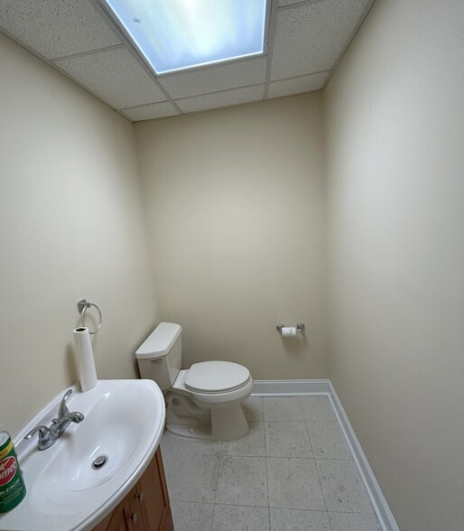 More Photos Of 107 W Horton St, Zebulon Warehouse For Sale