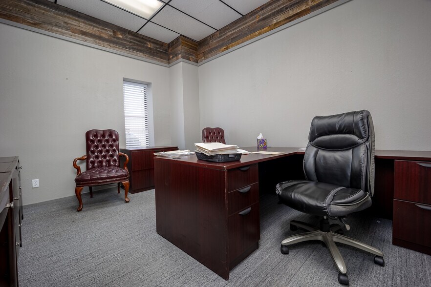 More Photos Of 2845 Broce Dr, Norman Office For Sale