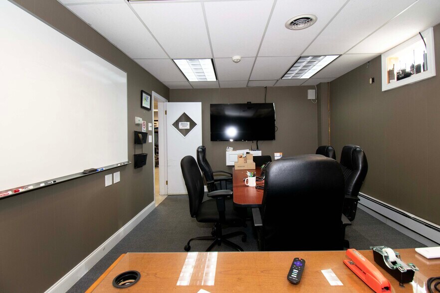 More Photos Of 940 Eddystone Ave, Eddystone Warehouse For Sale