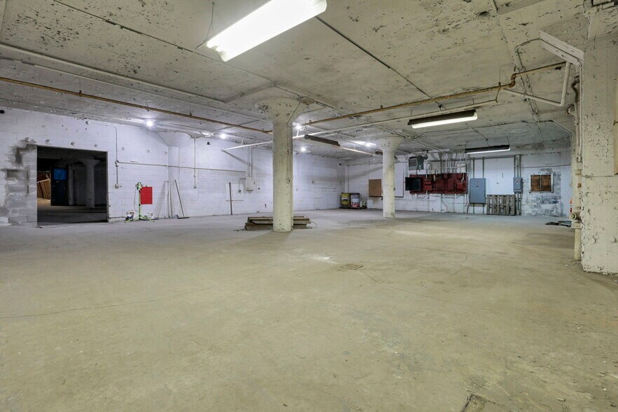 More Photos Of 435 N Elizabeth St, Lima Warehouse For Sale