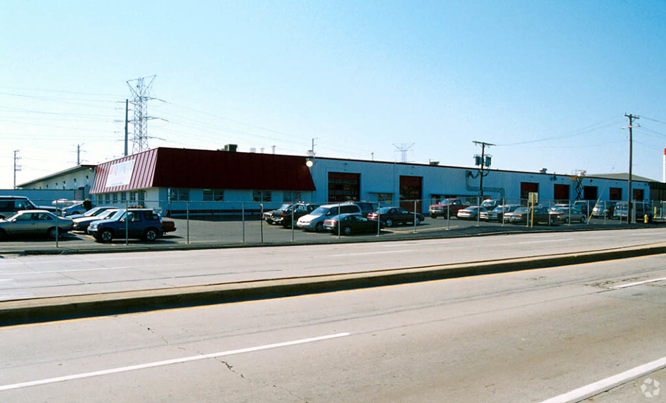 Primary Photo Of 3900 S Cicero Ave, Cicero Warehouse For Sale