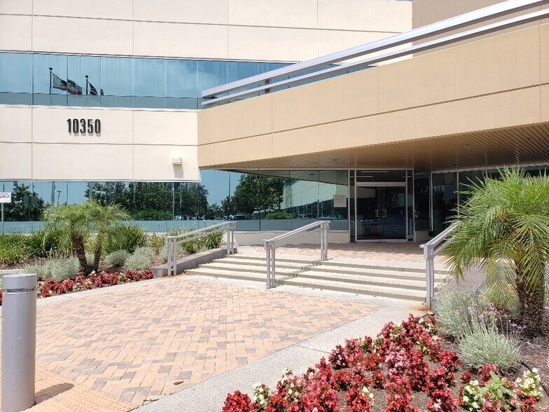 More Photos Of 10350-10370-10390 Commerce Center Dr, Rancho Cucamonga Medical For Lease