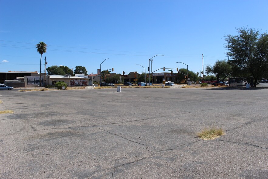 More Photos Of 3635 E Fort Lowell Rd, Tucson Land For Sale