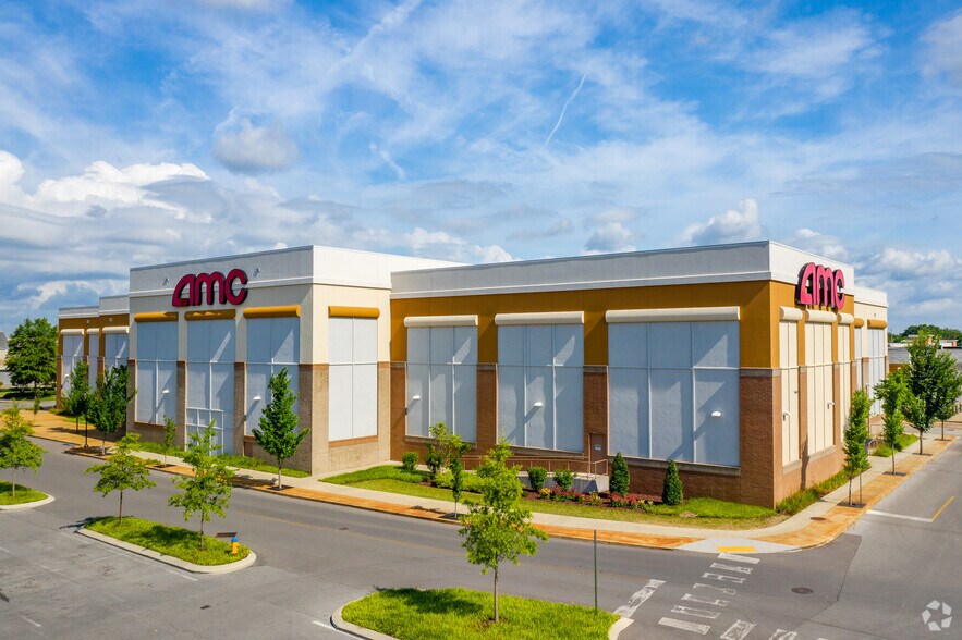 More Photos Of 1720 Old Fort Pky, Murfreesboro General Retail For Sale