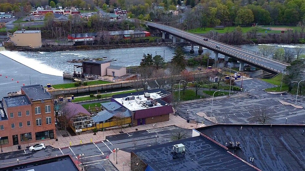 Primary Photo Of 24 S First St, Fulton Restaurant For Sale