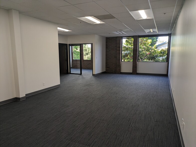 More Photos Of 133 Mission St, Santa Cruz Medical For Lease