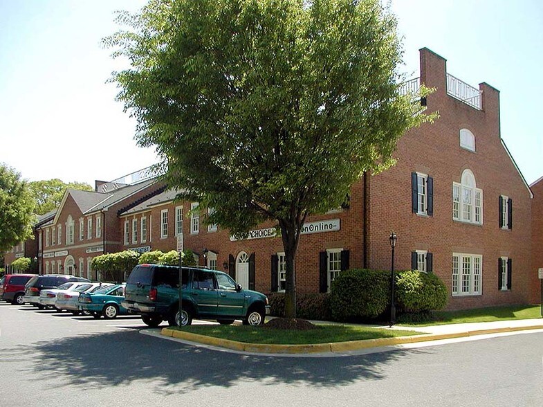 More Photos Of 10505-10511 Braddock Rd, Fairfax Office For Lease