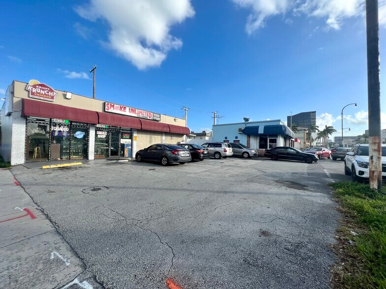 More Photos Of 1010 N Federal Hwy, Hallandale Beach Service For Sale