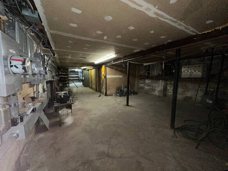 More Photos Of 219-09 Hempstead Ave, Queens Village Storefront Retail Residential For Lease