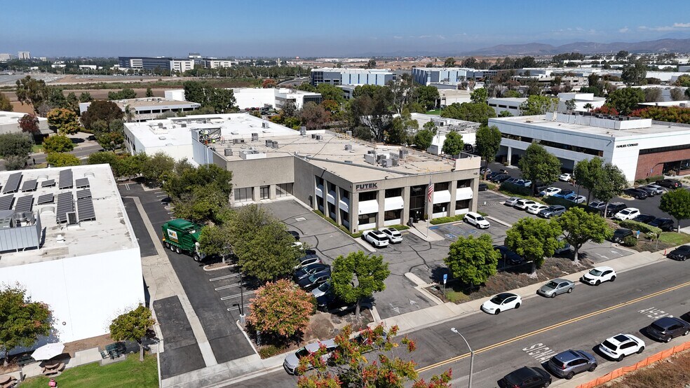 More Photos Of 10 Thomas, Irvine Light Manufacturing For Sale