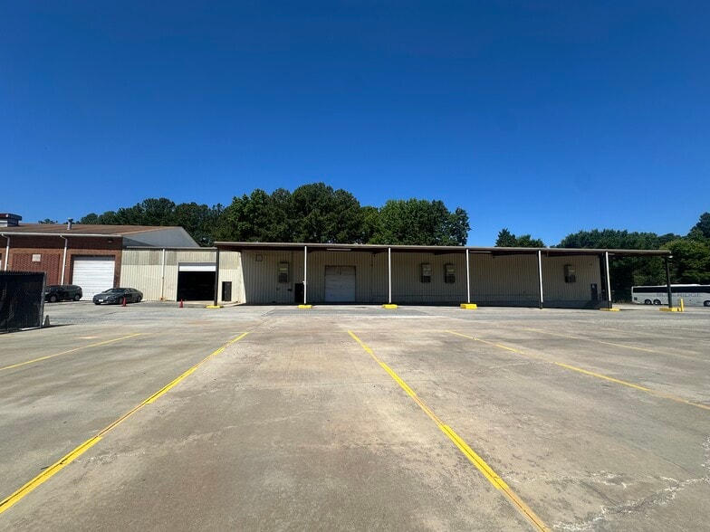 Primary Photo Of 6514 Chapel Hill Rd, Raleigh Warehouse For Lease