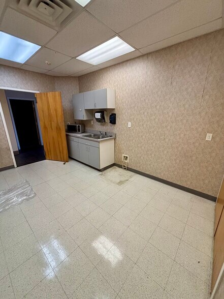 More Photos Of 5022 Old Godsey Ln, Hixson Medical For Lease