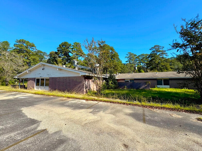 More Photos Of 350 Springhill St, Jasper Skilled Nursing Facility For Sale