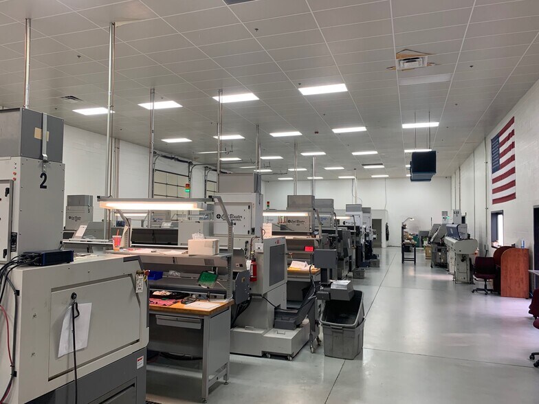 More Photos Of 301-315 Camars Dr, Warminster Light Manufacturing For Sale