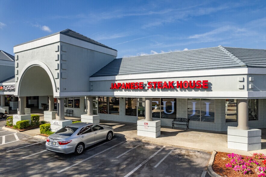More Photos Of 17860 SE 109th Ave, Summerfield Storefront For Lease