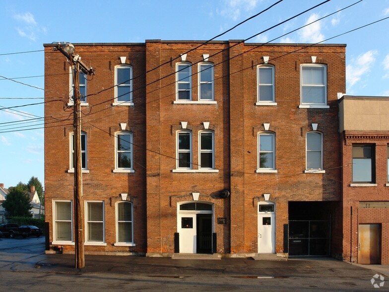 More Photos Of 86-88 White St, Rochester Manufacturing For Lease