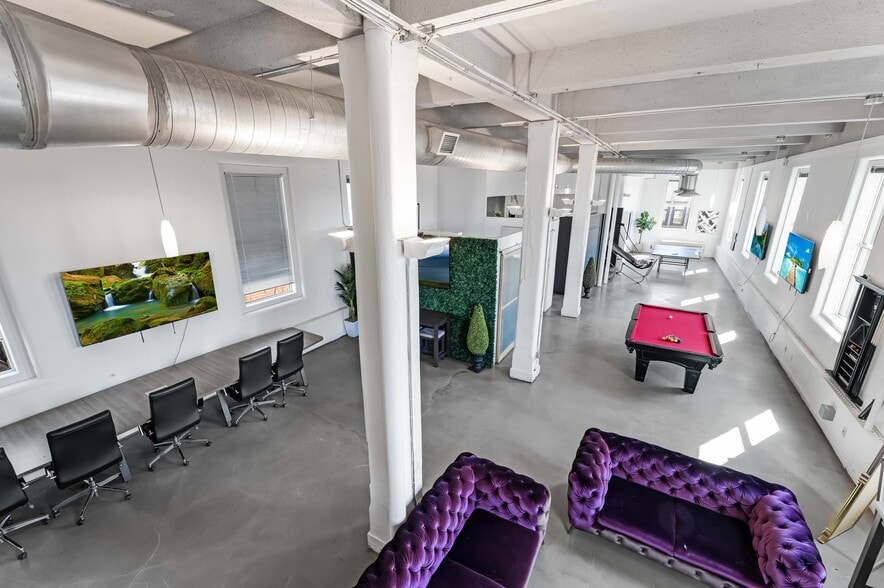 More Photos Of 43-45 Eccles St, Ottawa Office For Sale