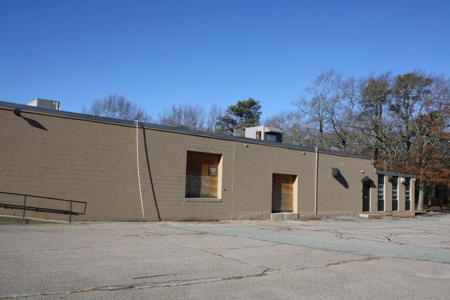 More Photos Of 250 Cherry St, Plymouth Flex For Lease