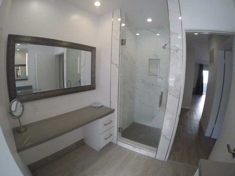 More Photos Of 7631 Norton Ave, West Hollywood Apartments For Sale