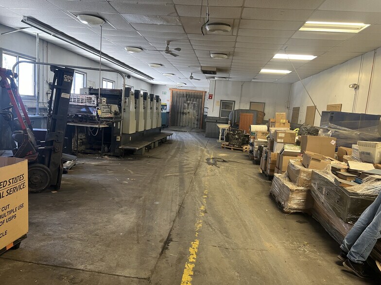 More Photos Of 24 Water St, Palmer Warehouse For Sale