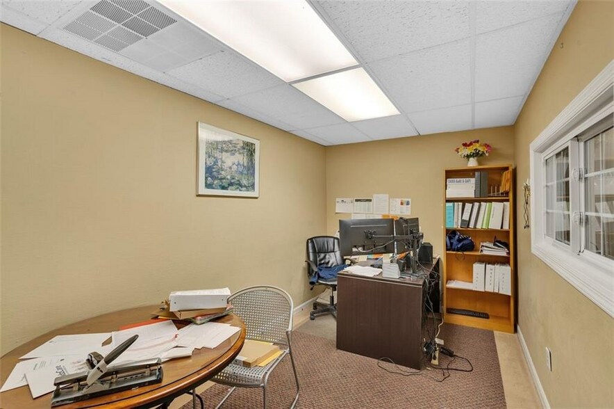 More Photos Of 1108 Ohio River Blvd, Sewickley Office For Sale