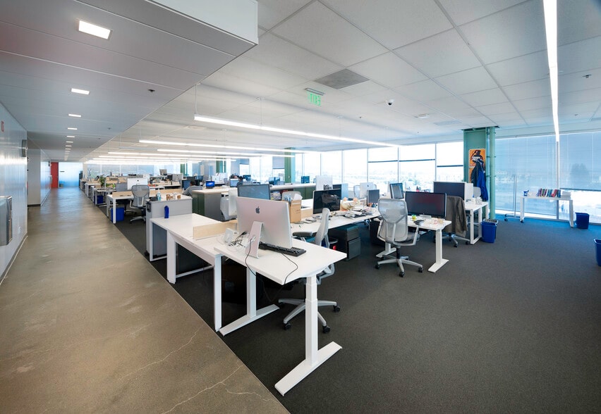 More Photos Of 305 Walnut St, Redwood City Office For Lease