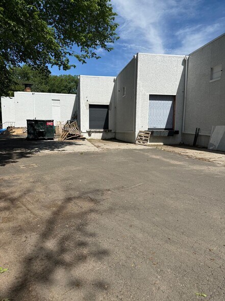 More Photos Of 246-248 Pegasus Ave, Northvale Warehouse For Sale