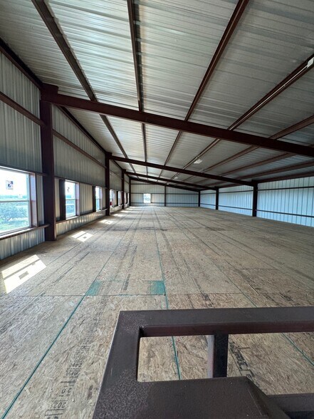 More Photos Of 133 Glosson Ranch Rd, Dripping Springs Warehouse For Sale