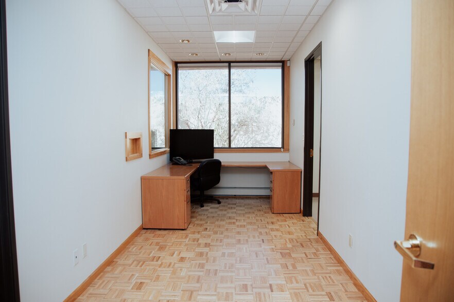 More Photos Of 2710 Delta Pl, Colorado Springs Office For Sale